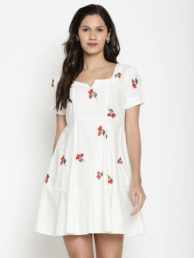 Eco Women'S Square Neck Dress With All Over Floral Embroidery