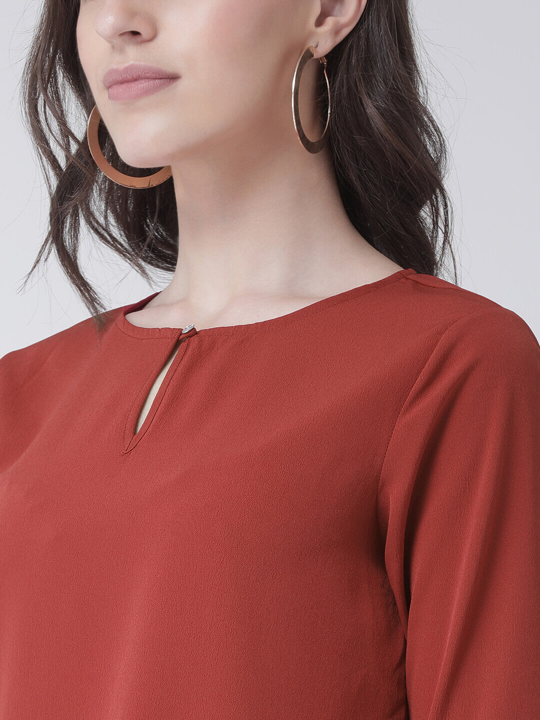 Women'S Solid Top With Round Neck And Flared Sleeves