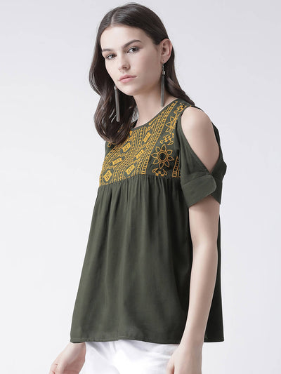Women'S Flare Top With Embroidery At Yoke Part